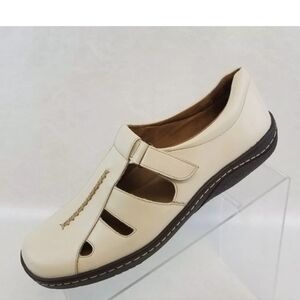 Naturalizer Mary Jane T Strap Leather shoes size 10M